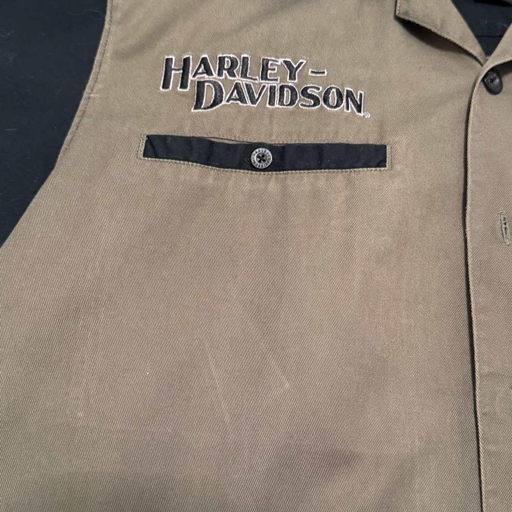 Harley-Davidson Men's Short Sleeve Button Shirt - Picture 2 of 6